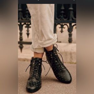 Sézane studded Dana lace up boots. Excellent condition. SZ 40/US 8.5